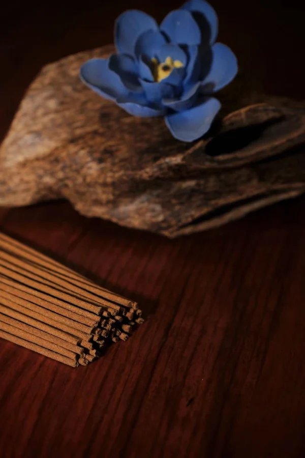 Blue Lotus Incense Set<br><span class="title-break"> Purify the aura and soothe the soul</span> - Image 8